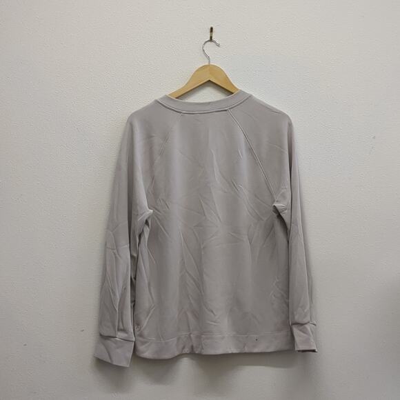 Athleta Gray Sweatshirt for Cozy Comfort and Stylish Layering size Large - Picture 5 of 5